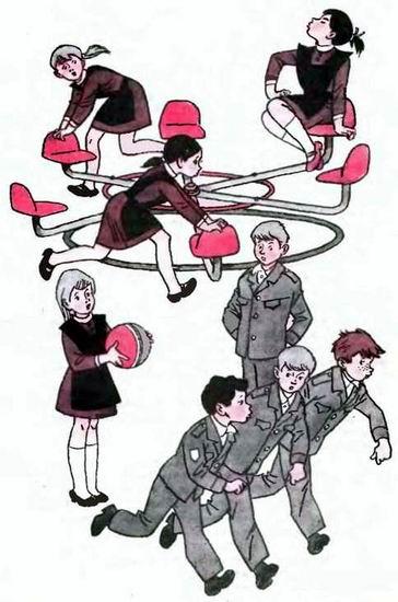 школьники на качелях каруселях