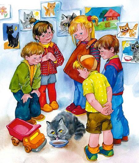 дети кормят котенка